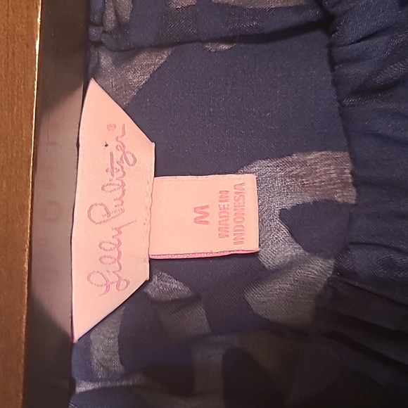 Lilly Pulitzer Short Sleeve Blouse, Color Blue, Size Medium 💙 - Picture 8 of 9